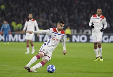 意甲：赖因德斯破门 AC米兰队1-0维罗纳队.